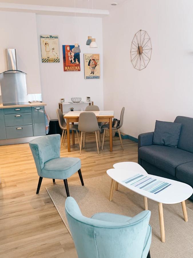 Au Coeur Du Vieil Antibes Apartment Luaran gambar