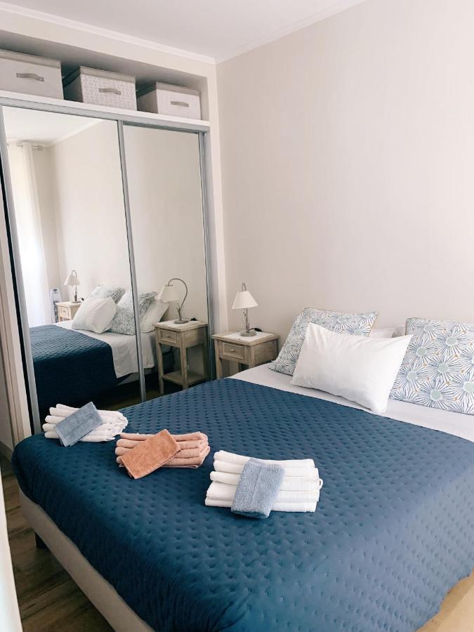 Au Coeur Du Vieil Antibes Apartment Luaran gambar