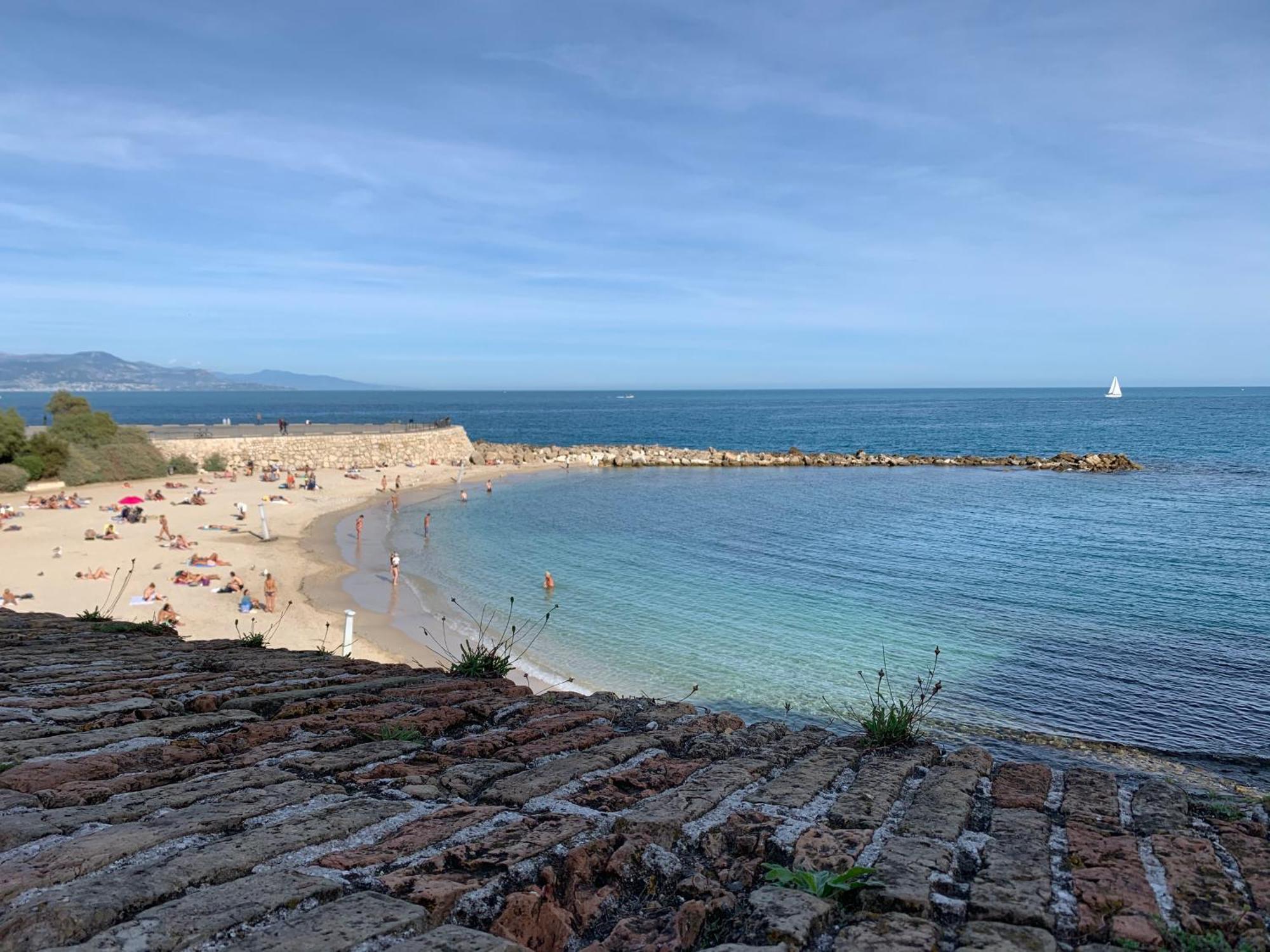 Au Coeur Du Vieil Antibes Apartment Luaran gambar